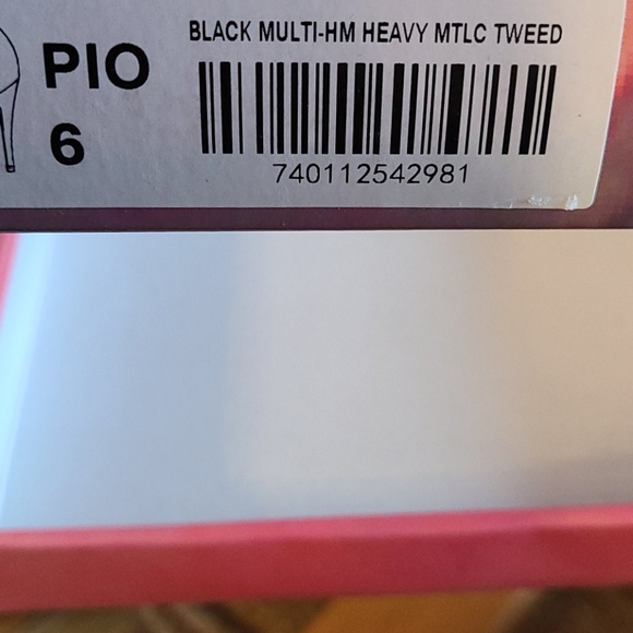 NWOT STYLE charles heels. WS3 - Picture 3 of 6